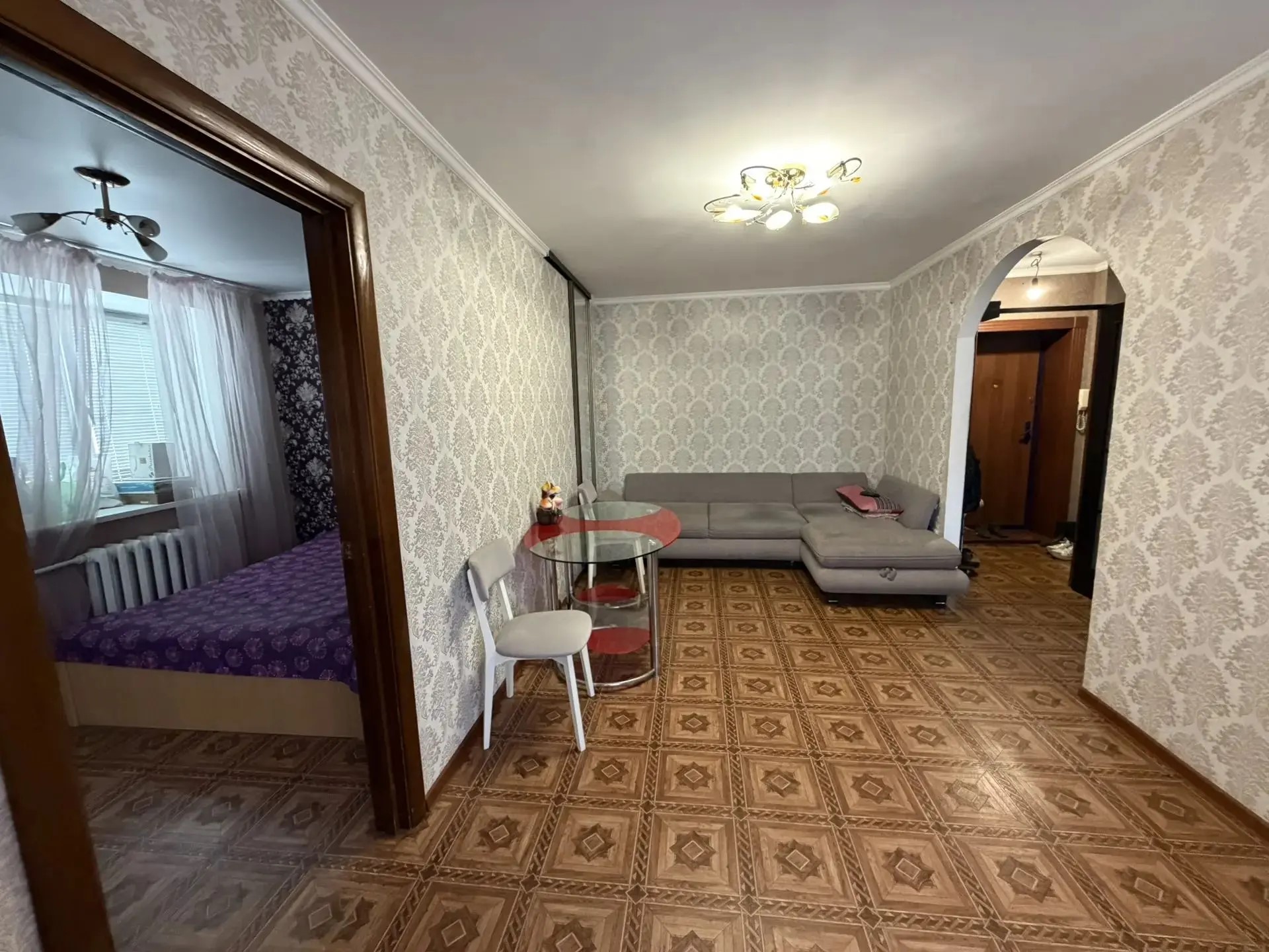 🏙️  Уютная двушка в самом сердце Альметьевска: заезжай и живи!